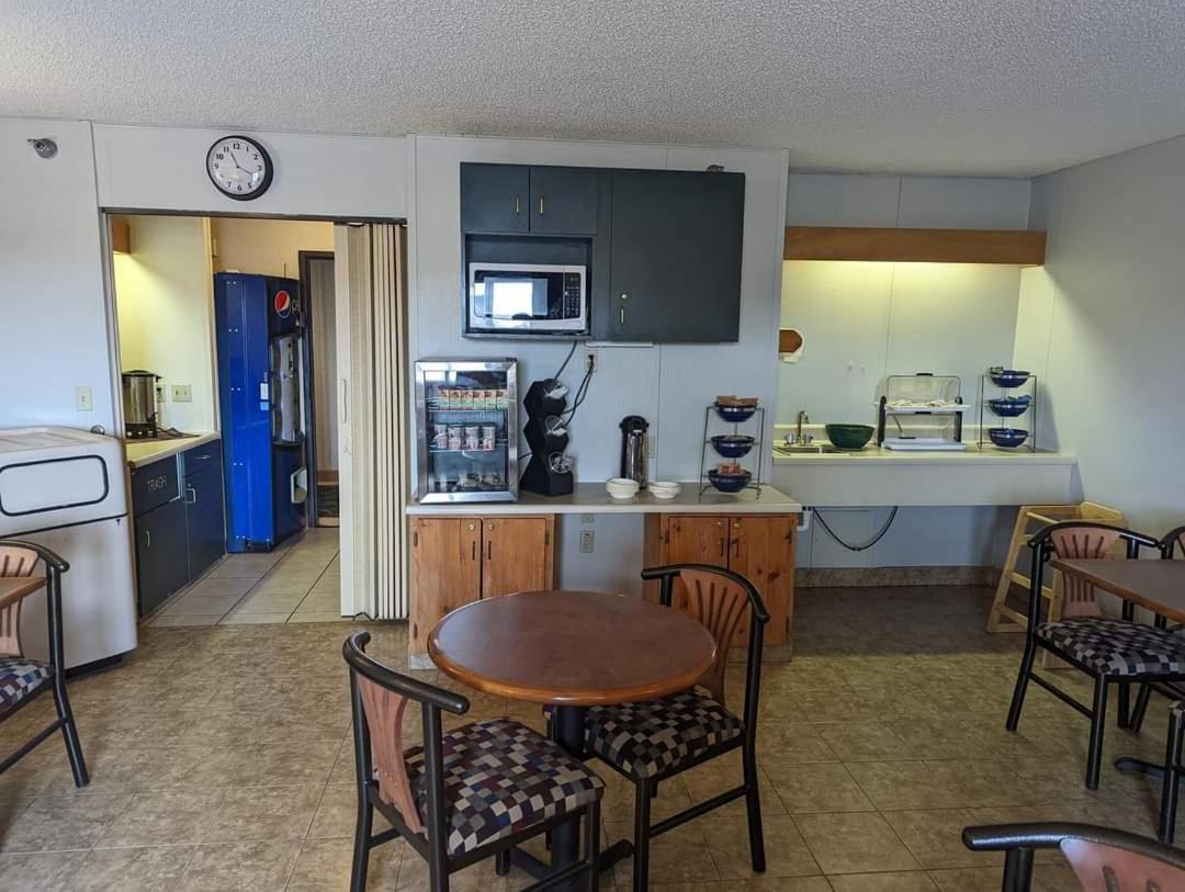 Beartooth Inn Cody Exterior foto
